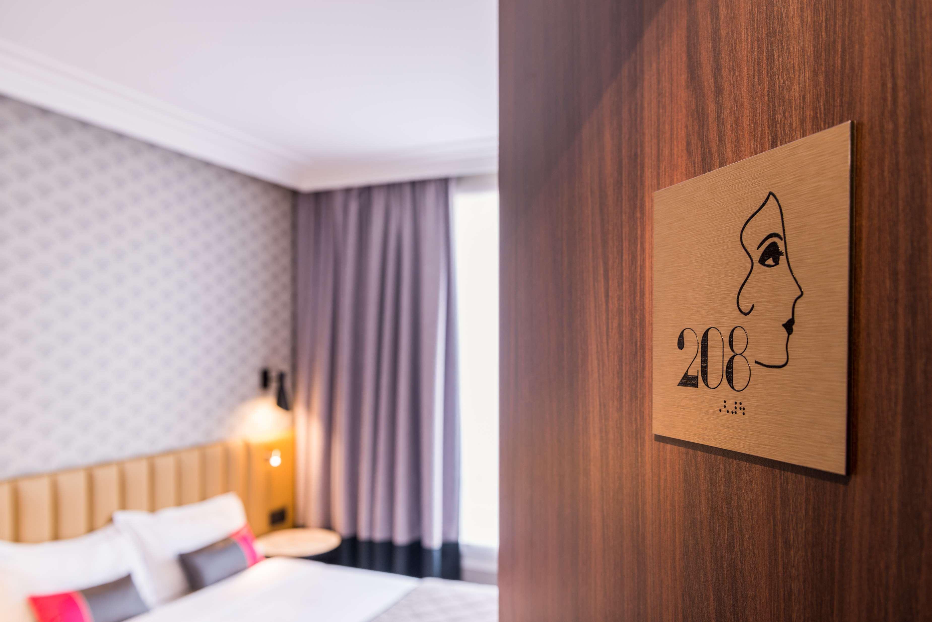 Best Western Select Hotel Boulogne-Billancourt Exterior photo
